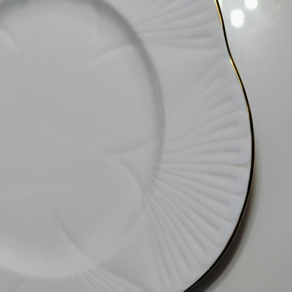 Vintage Shelley Regency White Dinner Plates Set of 2 Gold Trim England 1940s - Picture 8 of 8